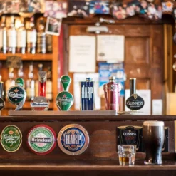 4 X Bruchfeste Gläser Becher Langlebige Wassergläser Aus Stabilem Kunststoff Saft Whisky Glas Partybecher Whiskybecher Trinkbecher In Echter Glasoptik Stapelbar -Küche Produkt Geschäft 078bef1178879b19976e9e097f68cd27