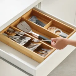 Joseph Joseph DrawerStore™ Bamboo Organizer Für Besteck, Küchenhelfer & Kochzubehör - Holz 18 Joseph Joseph DrawerStore™ Bamboo Organizer Für Besteck, Küchenhelfer & Kochzubehör - Holz -Küche Produkt Geschäft 1b94be29136d762577a592f64e89bc19