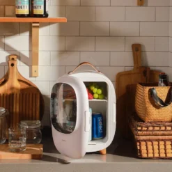 Baseus Mini Beauty Kühlschrank Für Kosmetik Reisekühlschrank Mit Heizung 8l 220V EU / 12V Weiß 20 Baseus Mini Beauty Kühlschrank Für Kosmetik Reisekühlschrank Mit Heizung 8l 220V EU / 12V Weiß -Küche Produkt Geschäft 388415b6e9ff2f90cacfe0f6c56312d8