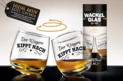 Gilde Wackelglas 2er-Set "Der Klügere Kippt Nach" Designgläser 27cl 8,8cm 5 Gilde Wackelglas 2er-Set "Der Klügere Kippt Nach" Designgläser 27cl 8,8cm -Küche Produkt Geschäft 4a24f7aa132dee497d00b237132e673a