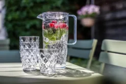 Koziol - Kristallkaraffe 1,6 Liter Mit 4 Tassen à 250 Ml 14 Koziol - Kristallkaraffe 1,6 Liter Mit 4 Tassen à 250 Ml -Küche Produkt Geschäft 58a7513de8da444241d2634b68feab77