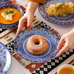 Vancasso Tafelservice Porzellan, Mandala 16 Teiliges Essgeschirr Kombiservice, Handbemaltes Geschirrset Für 4 Personen, Böhmischer Stil -Küche Produkt Geschäft 5f22794ef3ef554c4f82b95de141815c