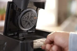 PHILIPS SENSEO Quadrante HD7866 / 61 - Intensives Schwarz -Küche Produkt Geschäft 8f4b6463793d7be9633fbcd5931c9c3b