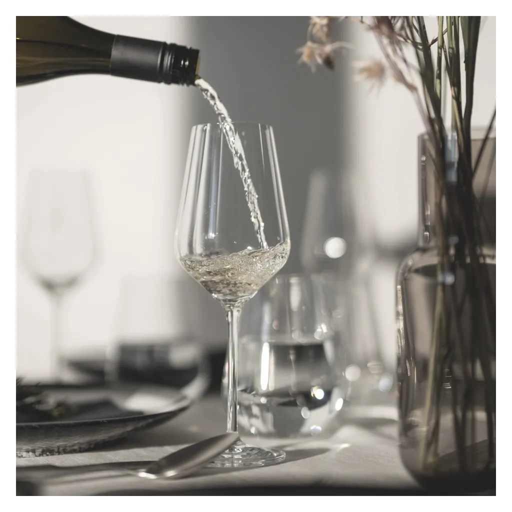 STERNSCHLIFF WEIßWEINGLAS-SET #2 VON DESIGN BY RITZENHOFF 7 STERNSCHLIFF WEIßWEINGLAS-SET #2 VON DESIGN BY RITZENHOFF – Bild 7