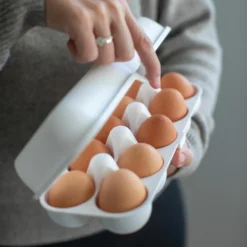 Koziol - Eggs To Go Eierkarton -Küche Produkt Geschäft 9cb083e790bca0aba26784a0929f9c3f