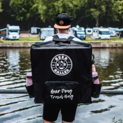 BeerBaller® Travel Bag - Beer Pong Tisch Tragetasche Inkl. Kühl- Und Becherfach 10 BeerBaller® Travel Bag - Beer Pong Tisch Tragetasche Inkl. Kühl- Und Becherfach -Küche Produkt Geschäft c9bfe20f354d8107ed35b48f22db3697