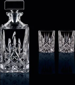 Nachtmann 0091899-0 Noblesse Whisky-Set, 1 X Karaffe/Dekanter + 2 X Whisky-Becher, Klar (1 Set) -Küche Produkt Geschäft eb87e72a07fd75e877c74bc794be0a2d