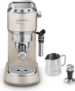De'Longhi Delonghi Kaffeemaschine Dedica Metallics EC785.BG Pumpendruck 15 Bar, Eingebauter Milchaufschäumer, Manuell, 1300 W, Beige 15 De'Longhi Delonghi Kaffeemaschine Dedica Metallics EC785.BG Pumpendruck 15 Bar, Eingebauter Milchaufschäumer, Manuell, 1300 W, Beige -Küche Produkt Geschäft f1ac2eaeaa9b47b5b54e6ffdf1f1d7d2